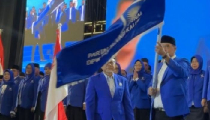 Zulhas Sebut Pelantikan PAN Kaltim Terbesar, Targetkan Partai Masuk Empat Besar